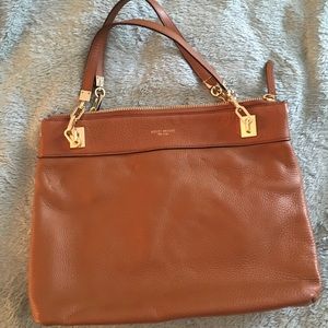 Henri Bendel purse